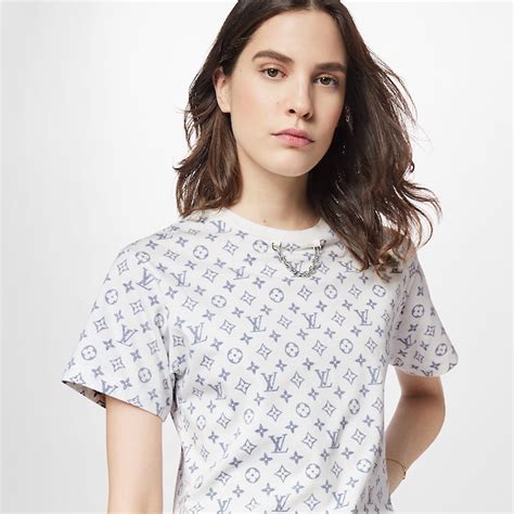 louis vuitton shirt womens|Louis Vuitton tees for women.